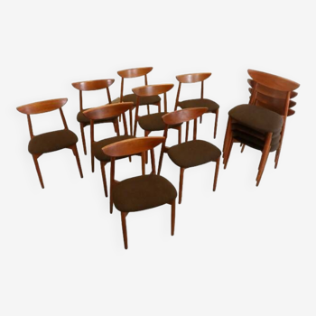 Set van 12 Harry Ostergaard voor Randers mobelfabriek eetkamerstoelen