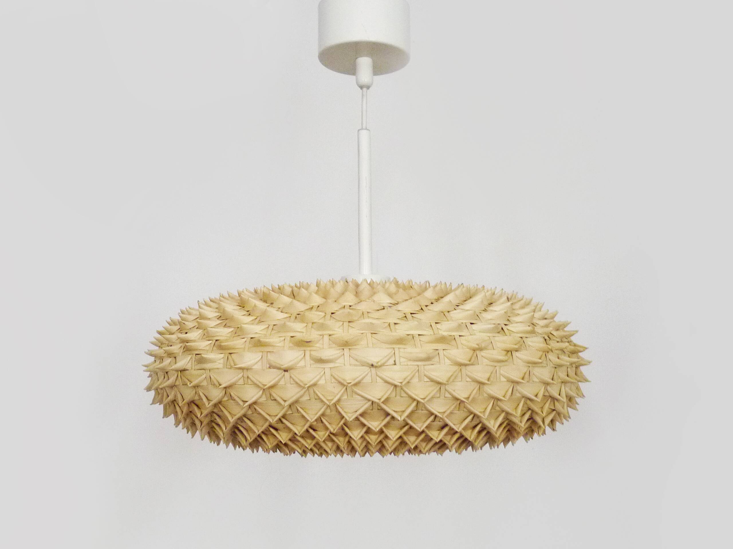 Large suspension design by Wiebke Braasch in coconut palm for Ikea 2010