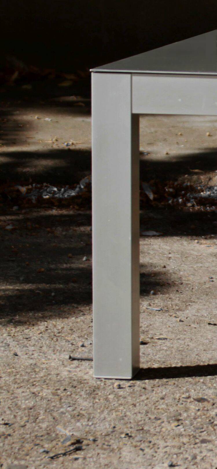 Aluminum coffee table, MDF Italia.