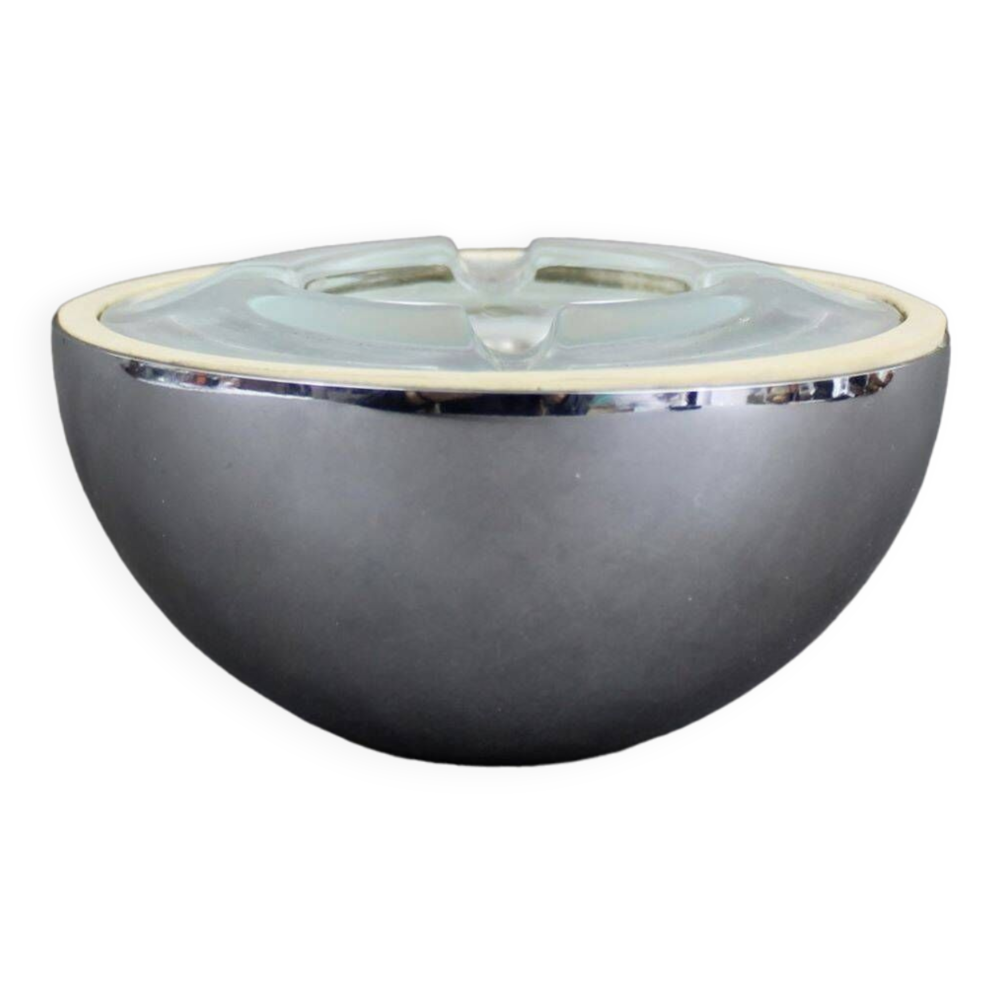 Puzzle ball ashtray design in vintage metal from the 70s