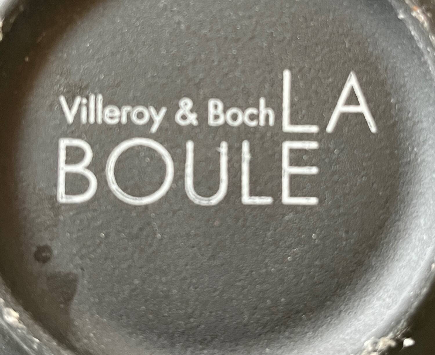 Villeroy and Boch flat plate dinnerware set
