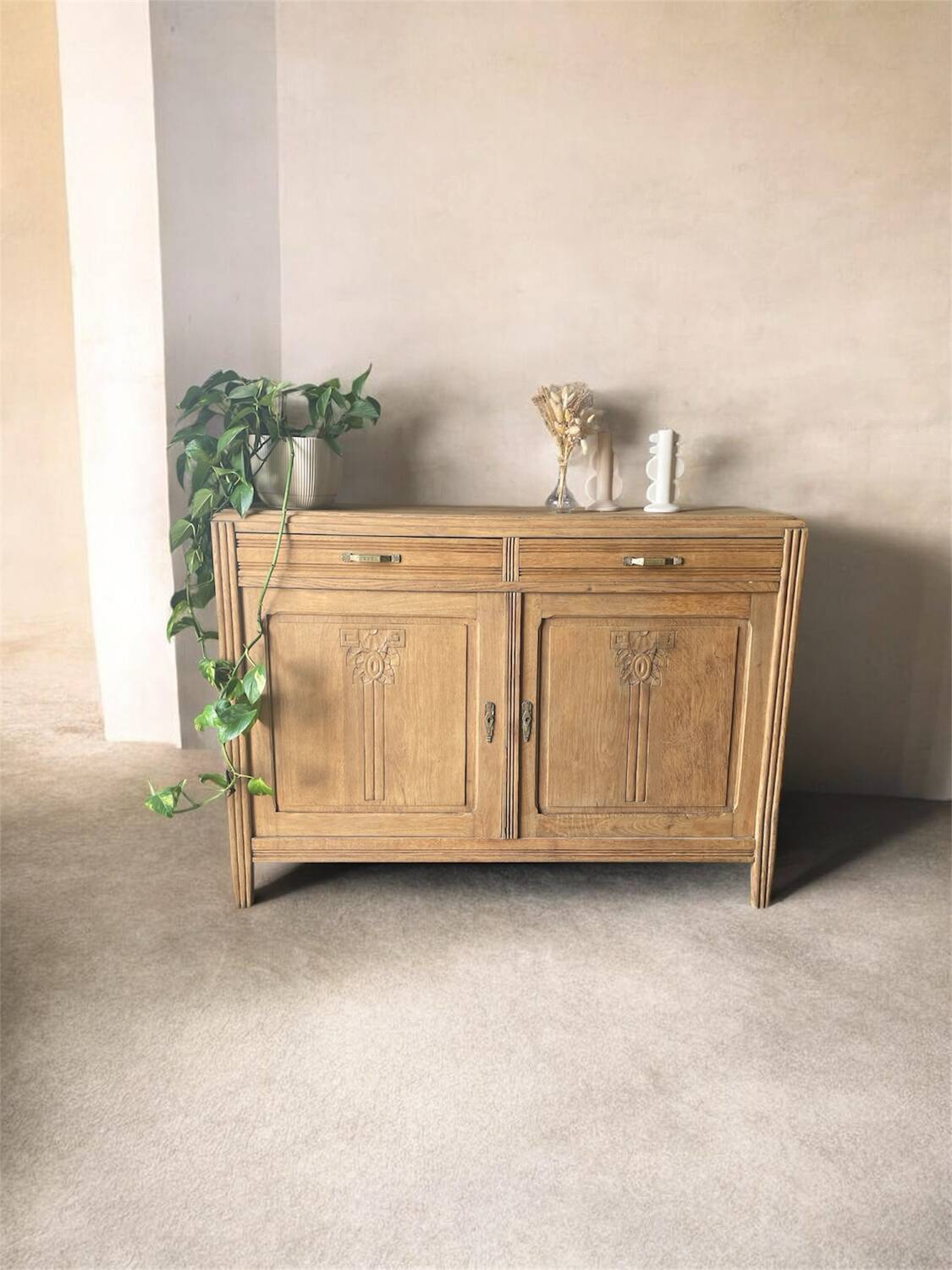 Buffet parisien art déco