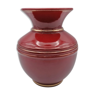 Vase en céramique rouge