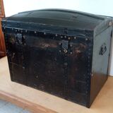 Travel trunk 1900