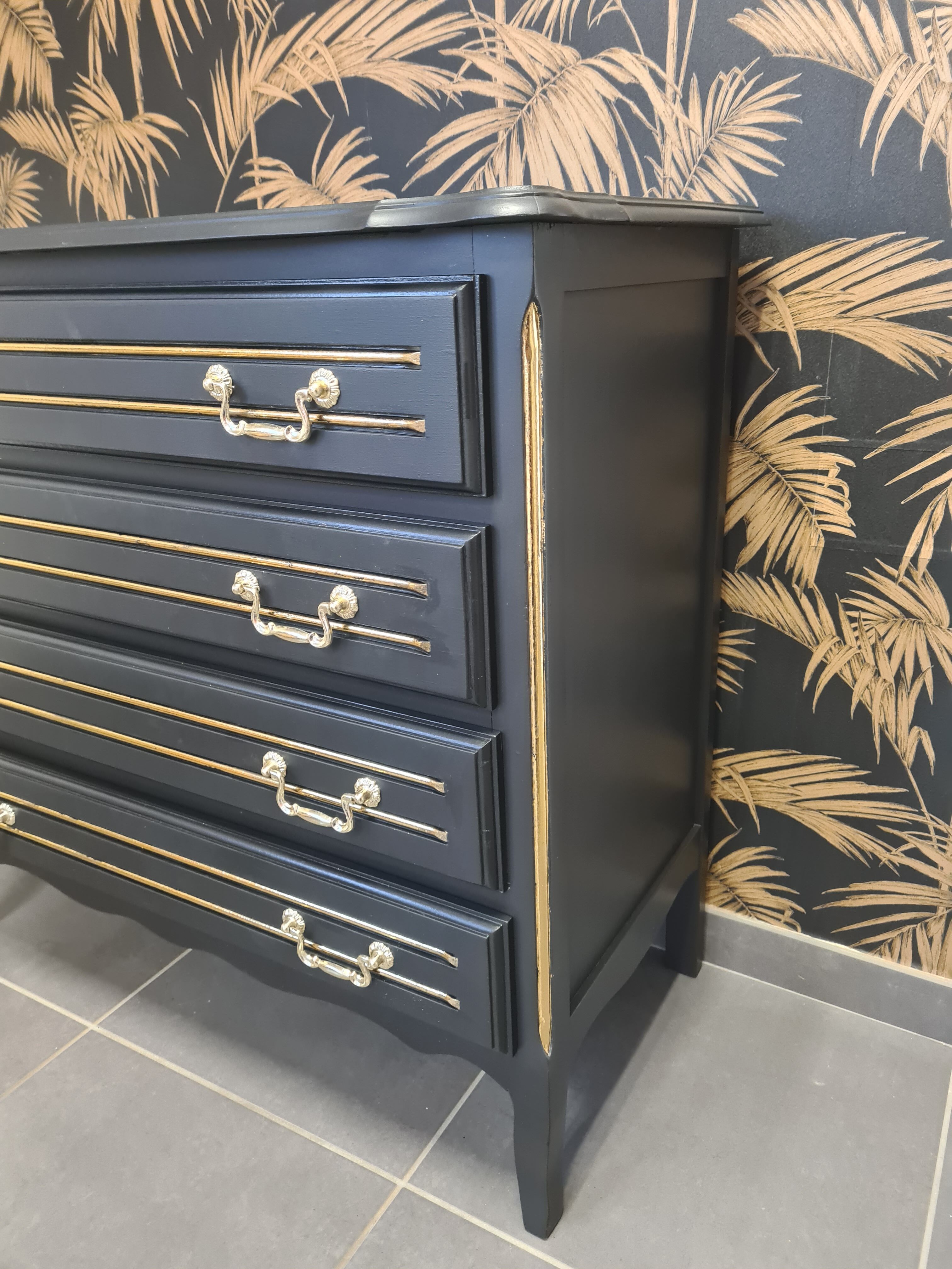 Louis XV style chest of drawers