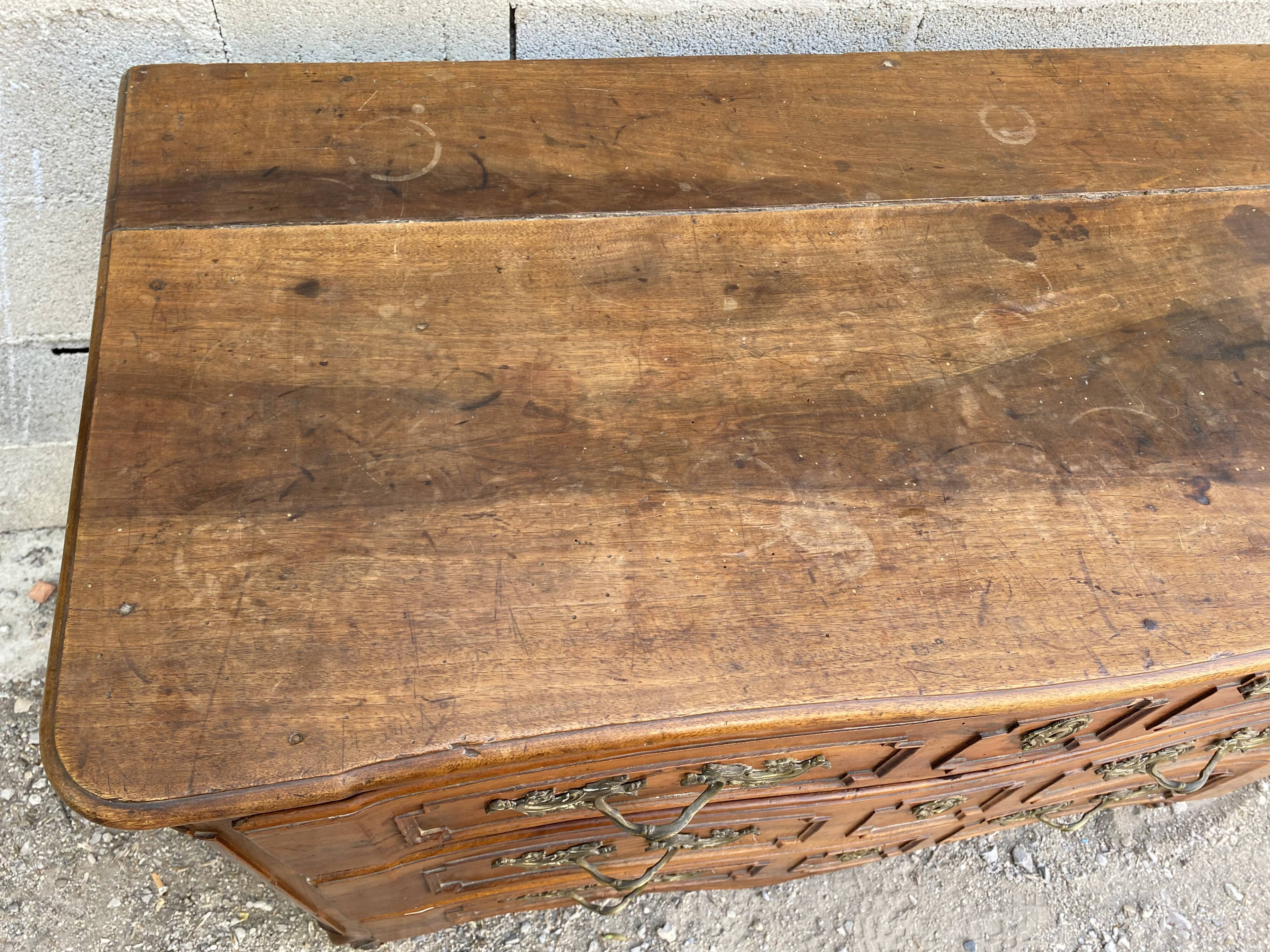 Commode Louis XV walnut 18th