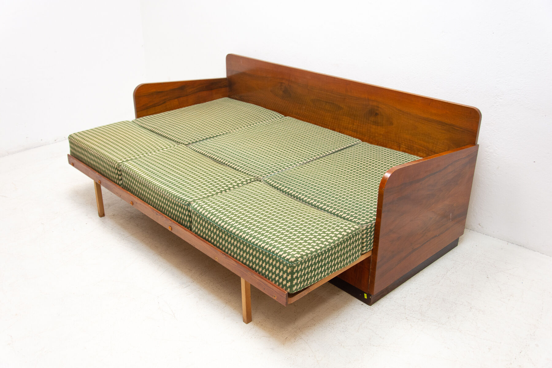 mid century folding sofabed by jindřich halabala for up závody, 1950´s