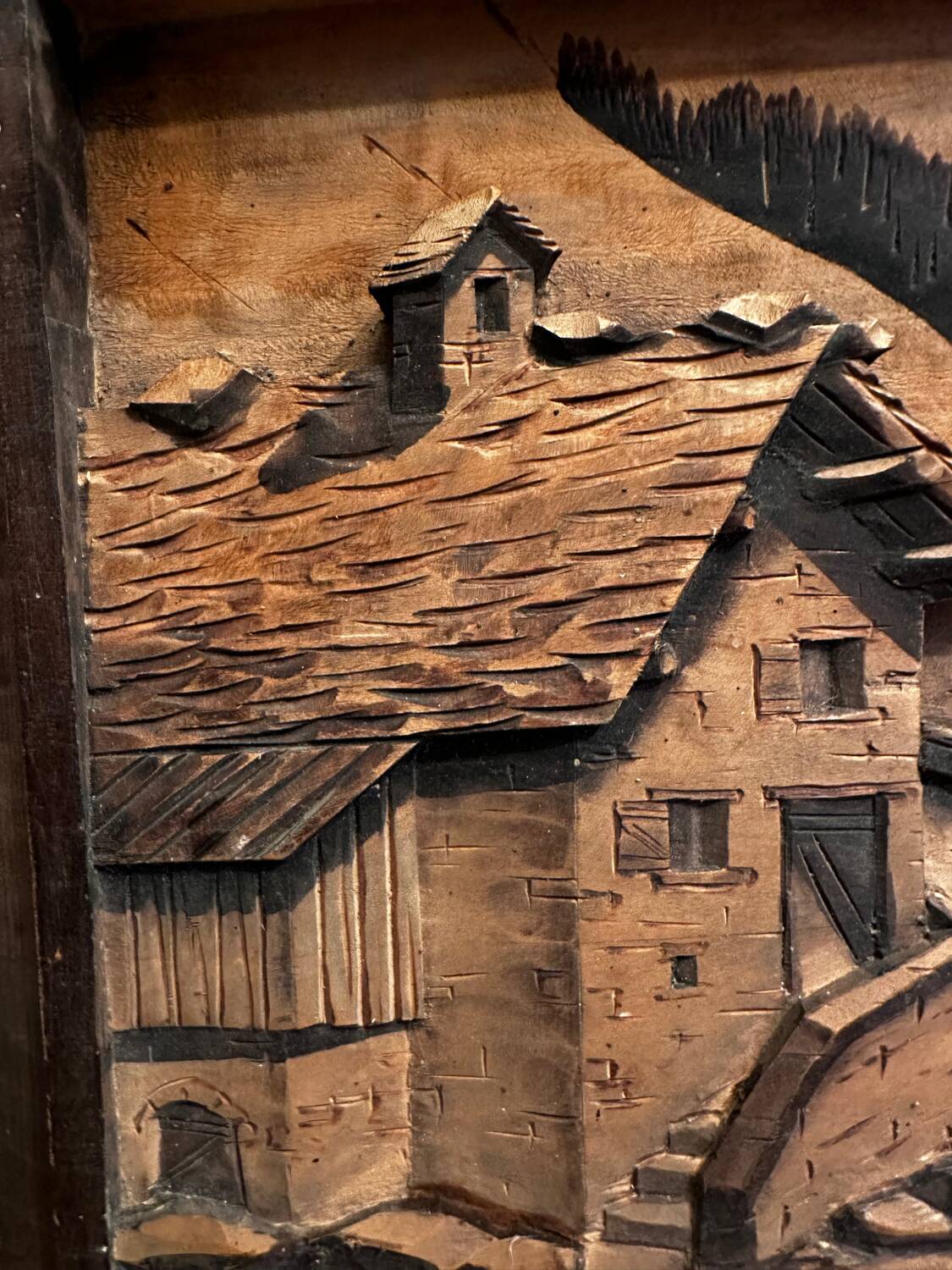 Tableau Alpin vintage années 50 - Sculpté et Pyrogravé - Ambiance Chal