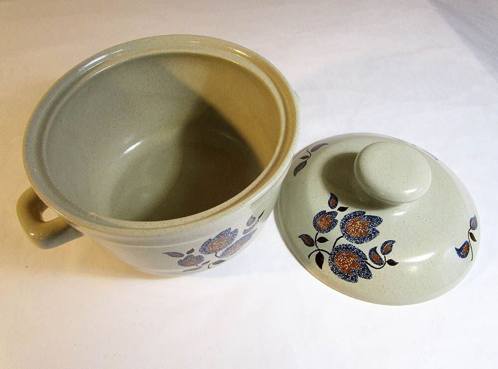 Ceramic soup of Saint-Amand-les-Eaux