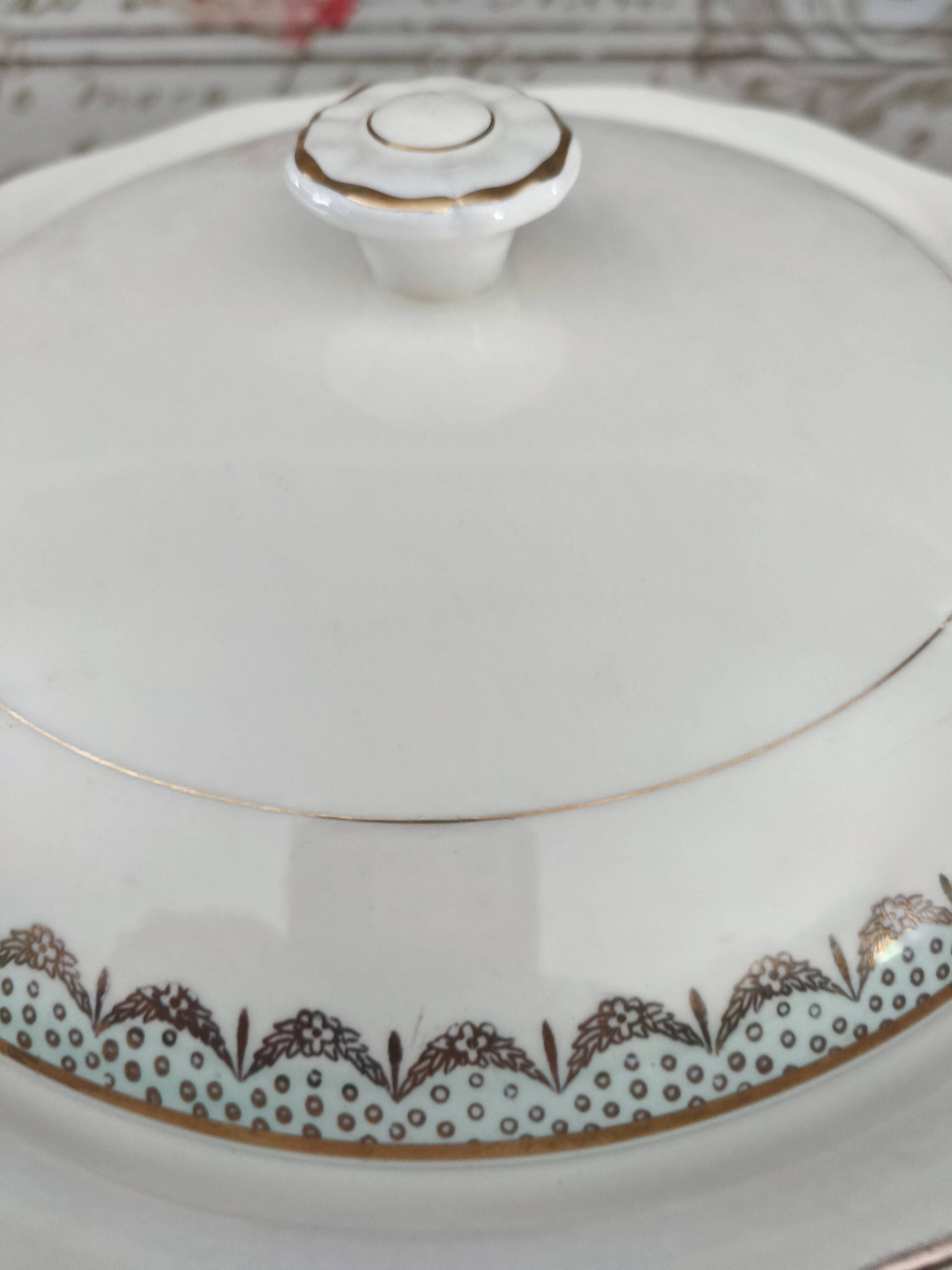 Longwy France earthenware soup tureen, Trianon model