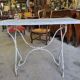Table de jardin en metal et bois