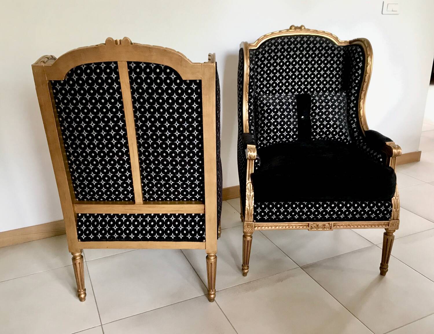 Fully restored old shepherdess armchairs