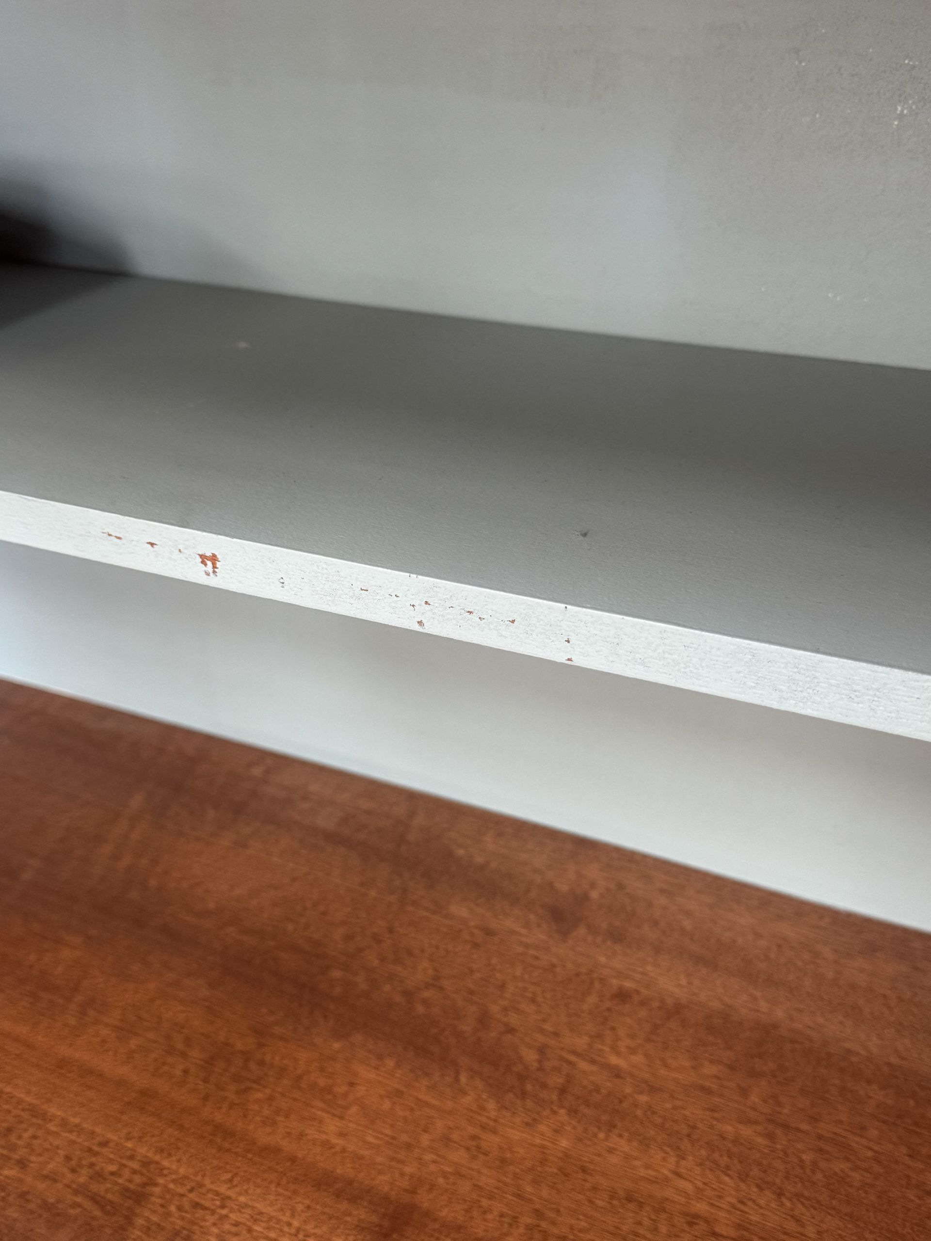 Display shelf
