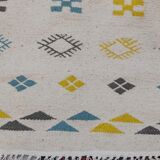 Tapis blanc bleu et jaune 130x203cm