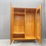 Armoire en noyer de Jitona, années 1970, Tchécoslovaquie