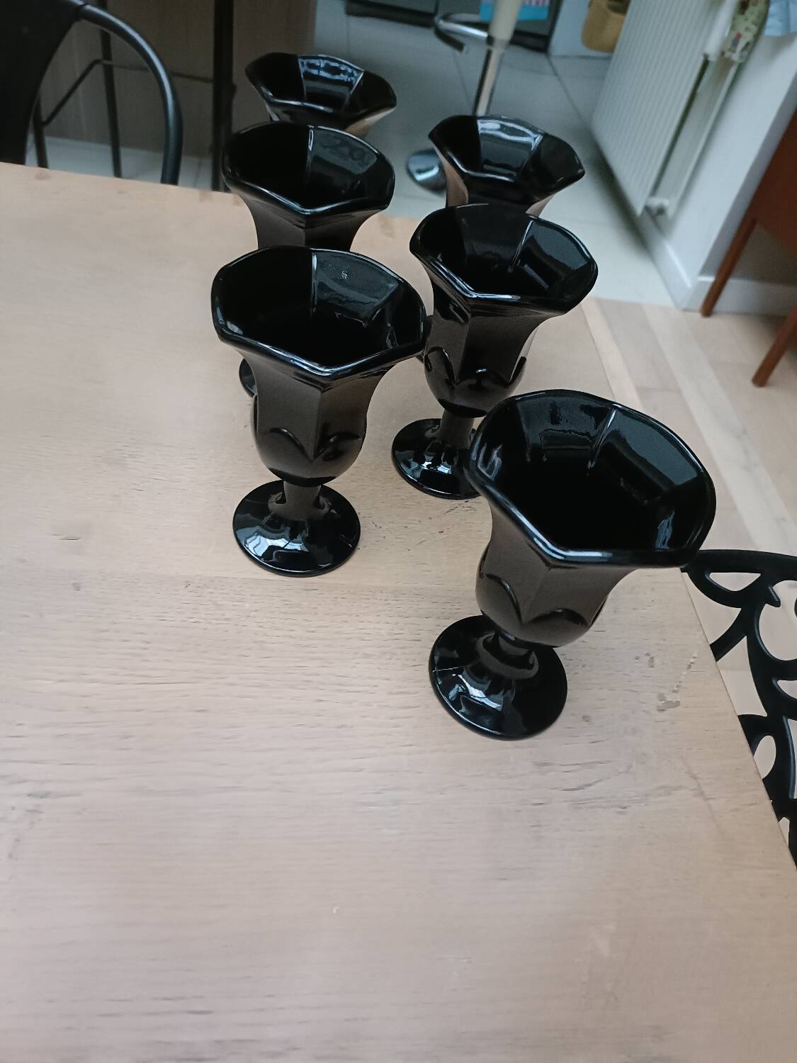 Black ice cream cups