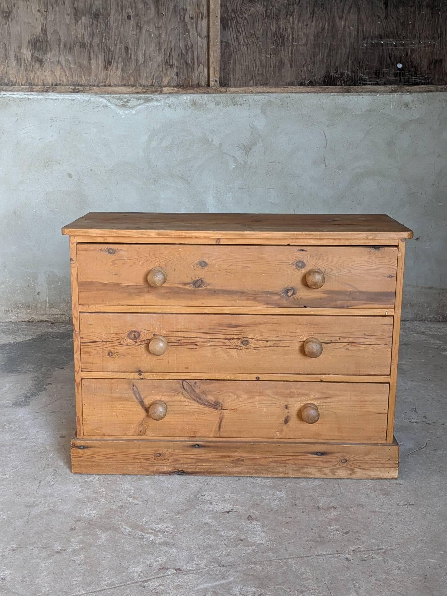English pine chest of drawers