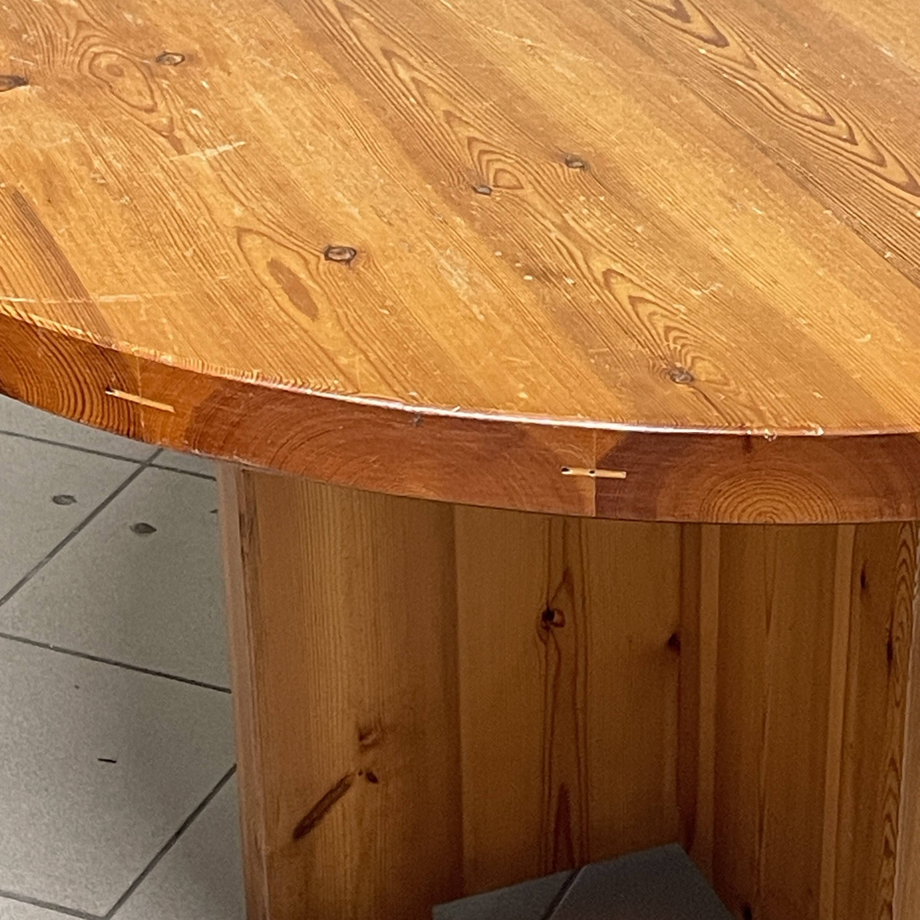 1970s round dining table in larch