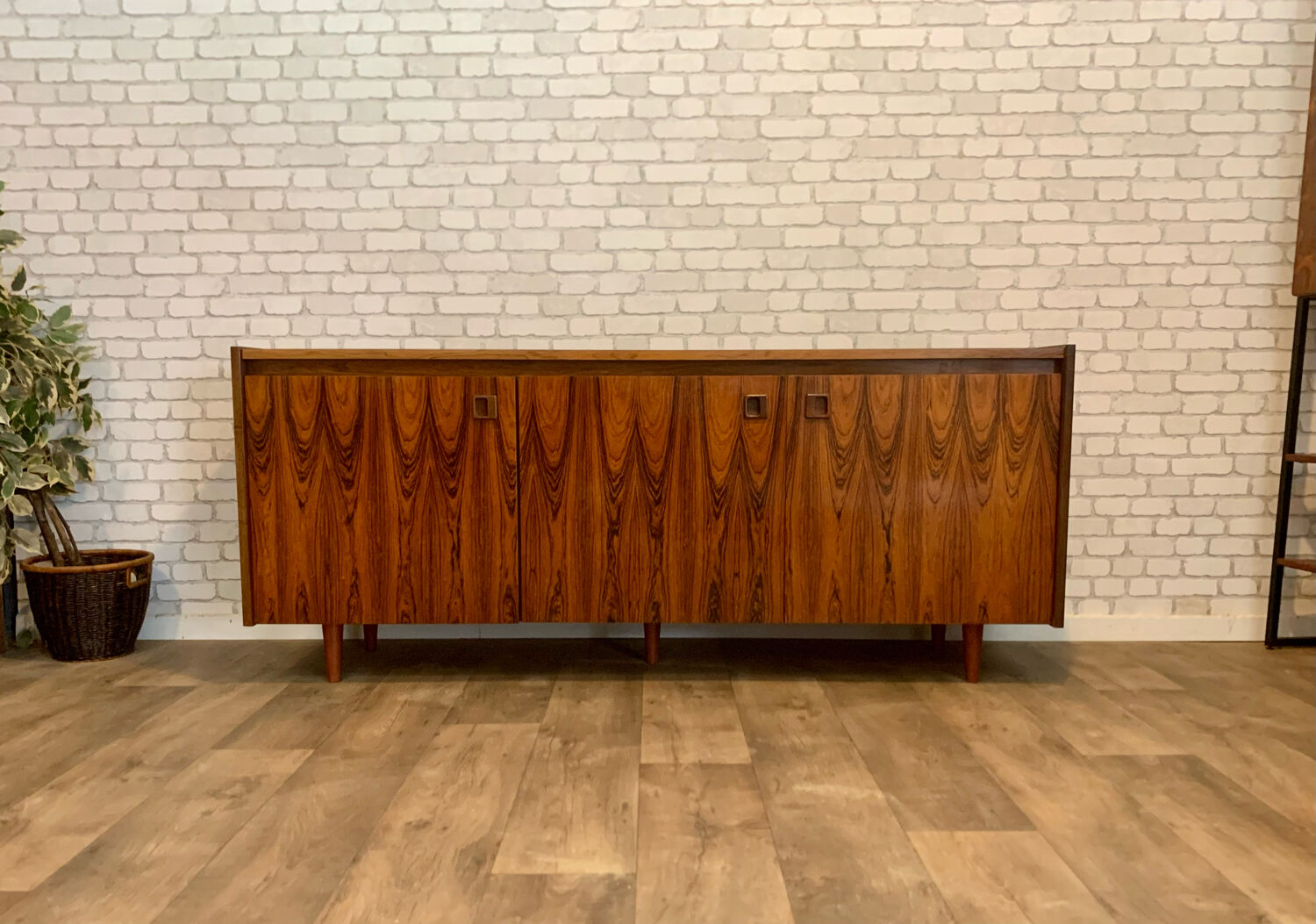 Vintage rosewood sideboard 1960