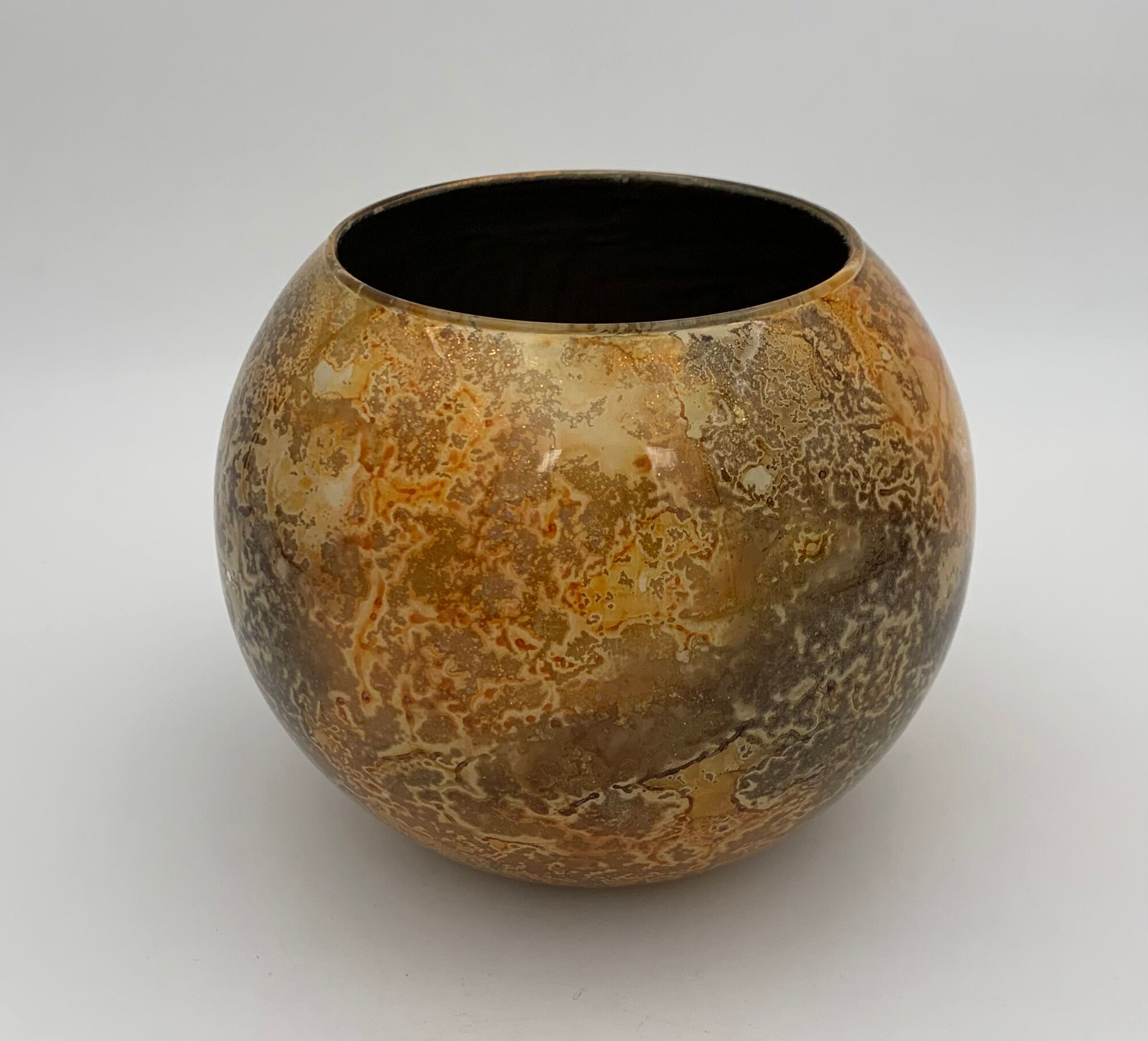 Line lacquer vase, france, lacquered glass,