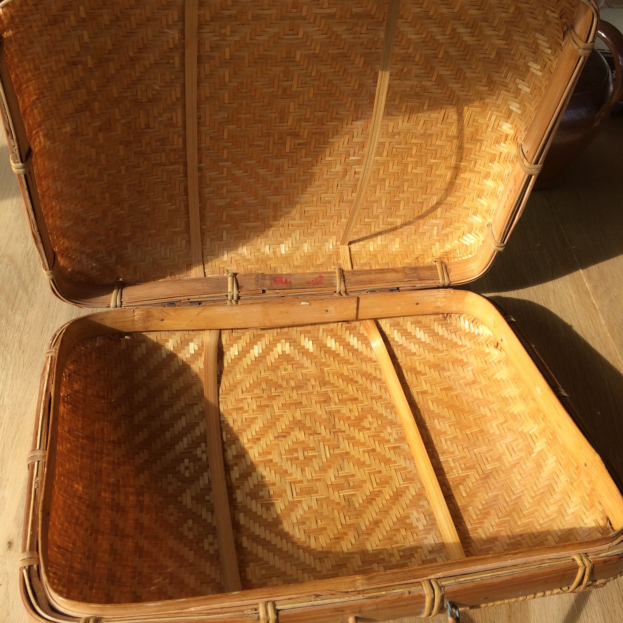 Vintage wicker case
