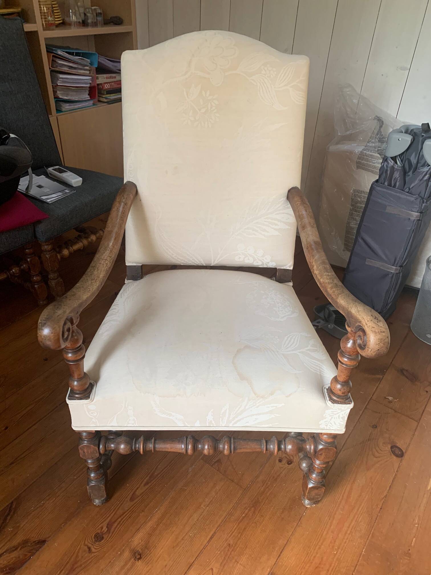 fauteuil Louis XIII d'époque