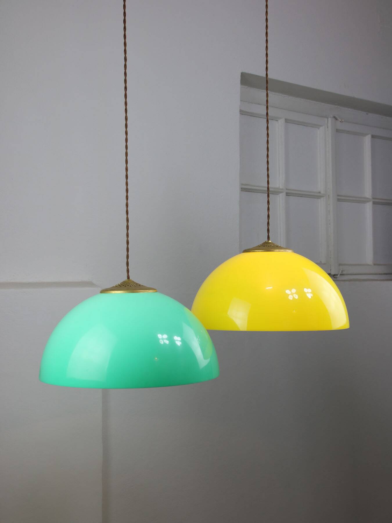 Mid-century italian brass and plexiglass pendant lamp, set of 2