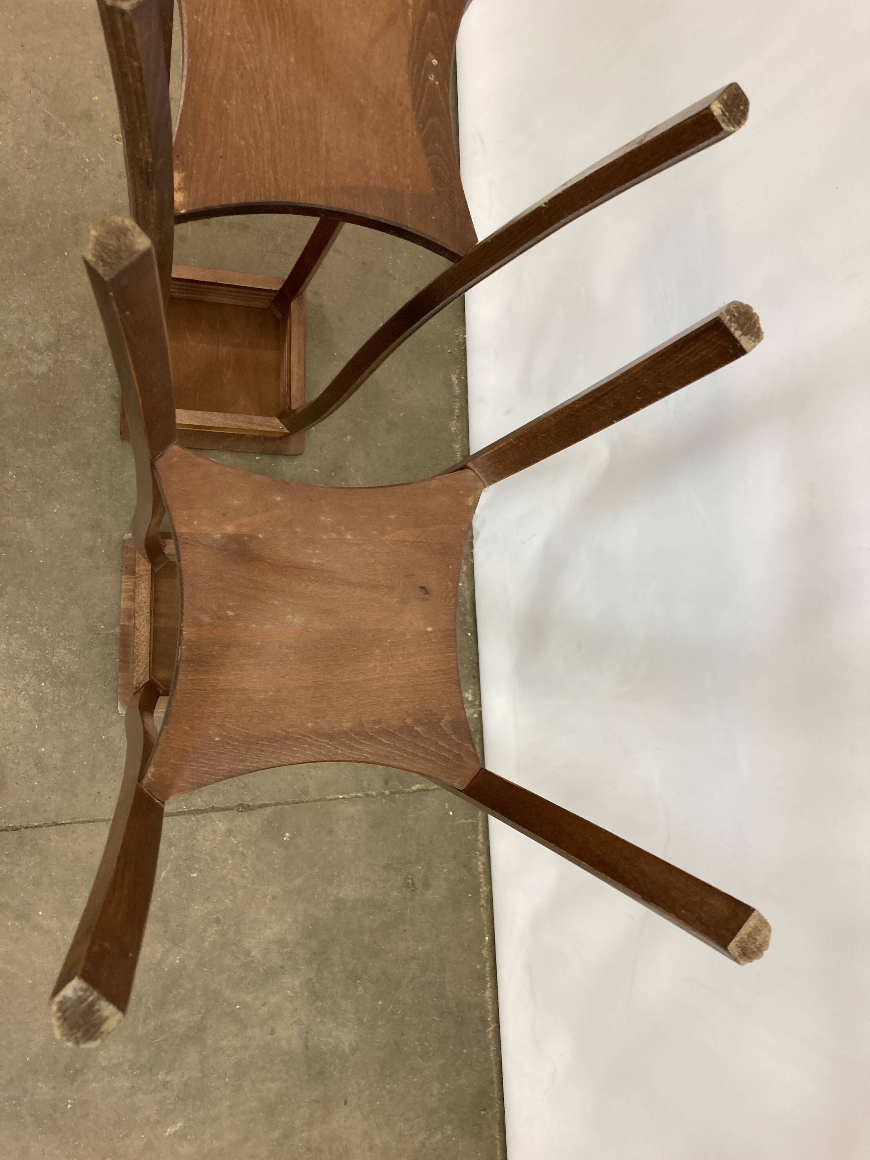 Paire de sellettes en chêne art déco