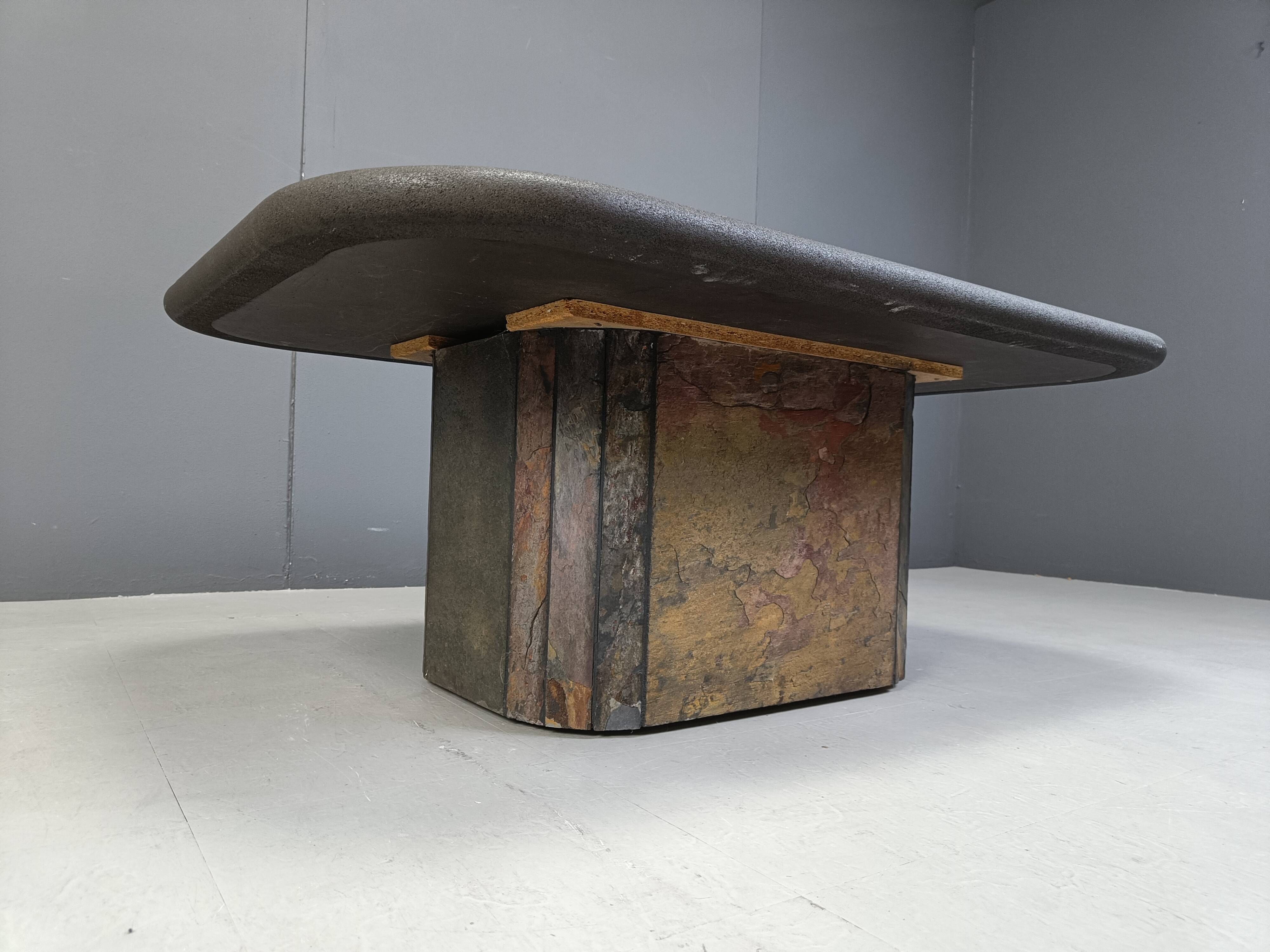 Table basse attribuée à Paul Kingma, années 1980