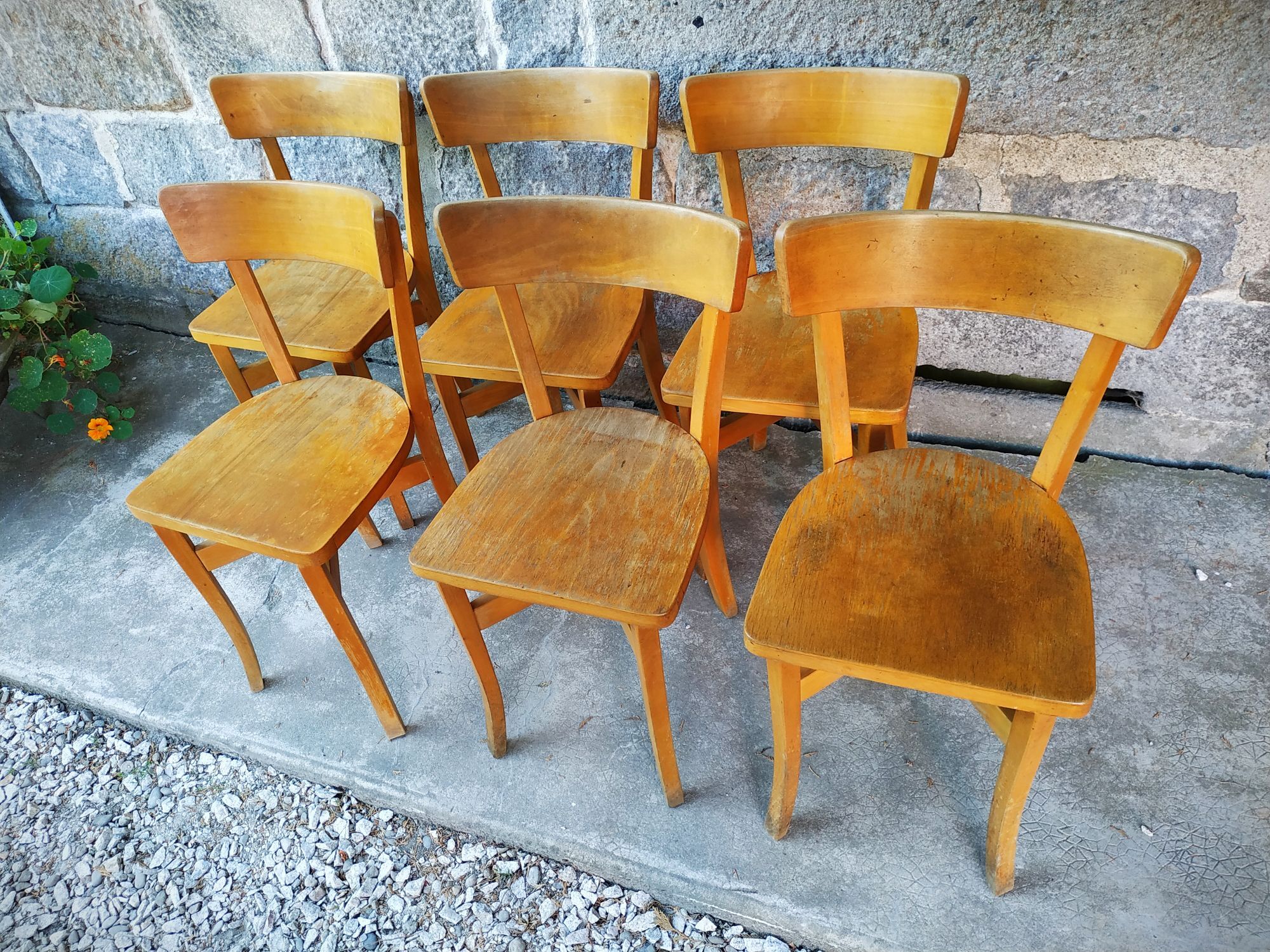 Série de six chaises bistrot Luterma