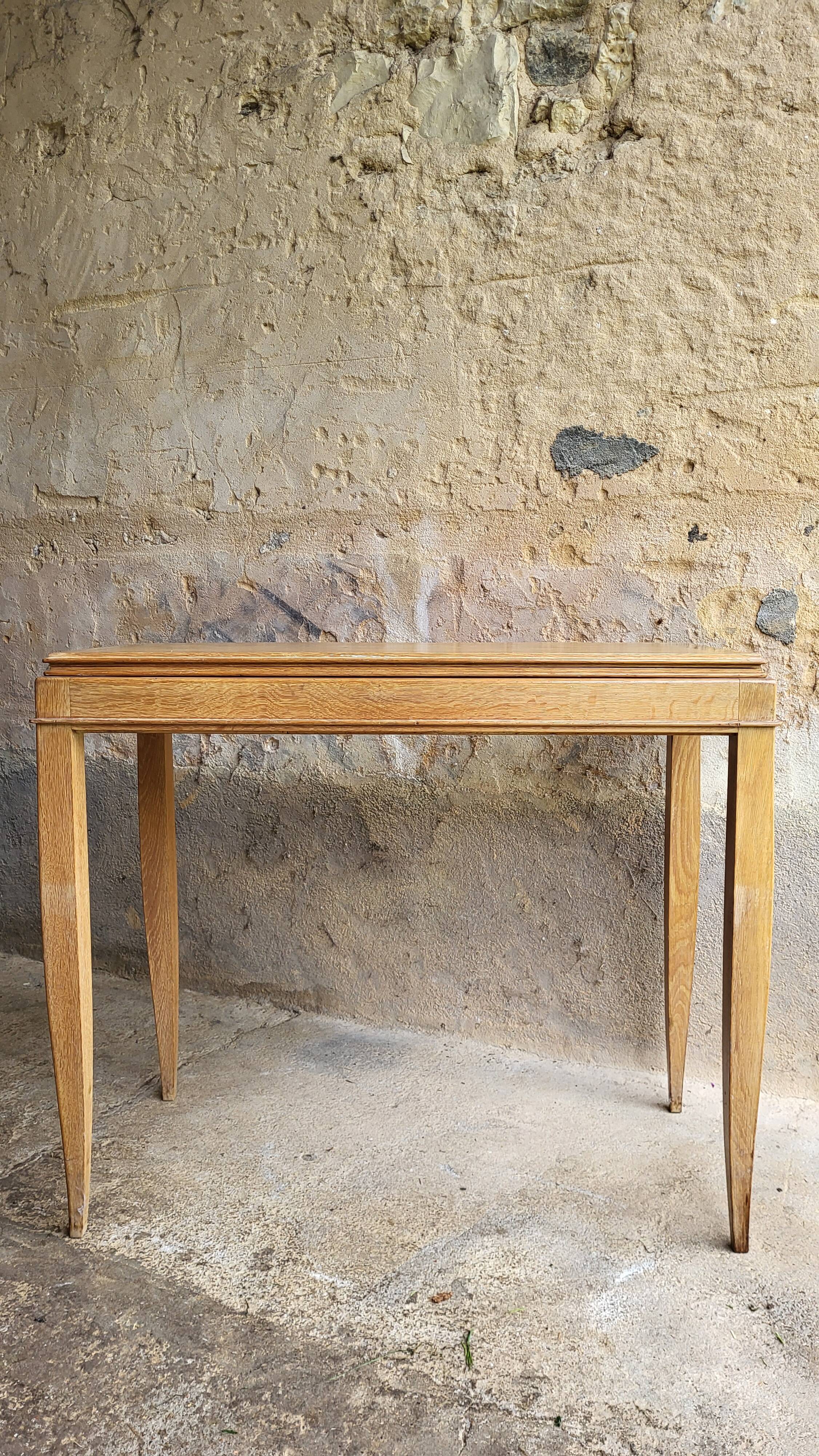 Art Deco games table