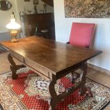 Bureau en châtaignier