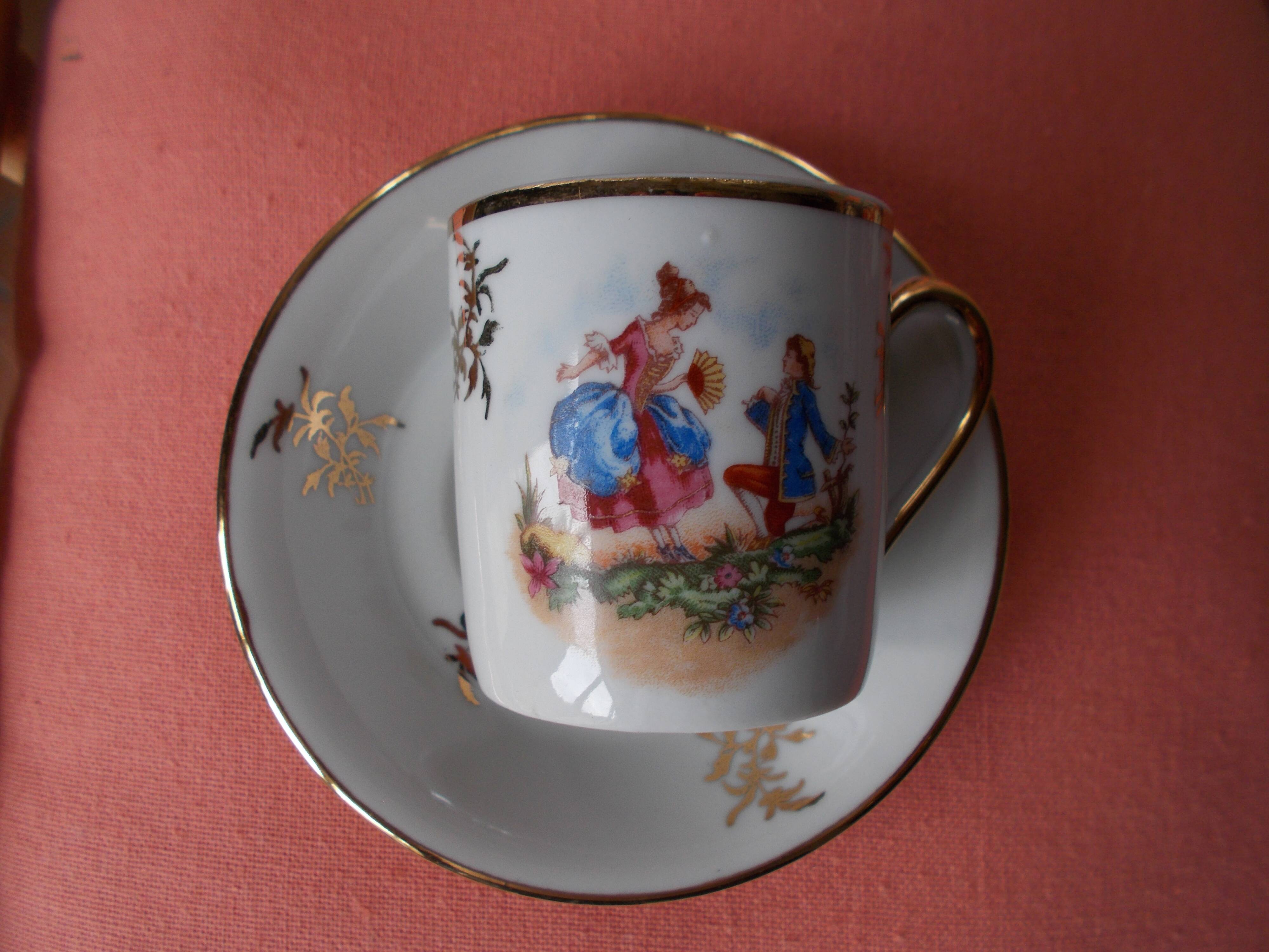Porcelain coffee set character 17th century