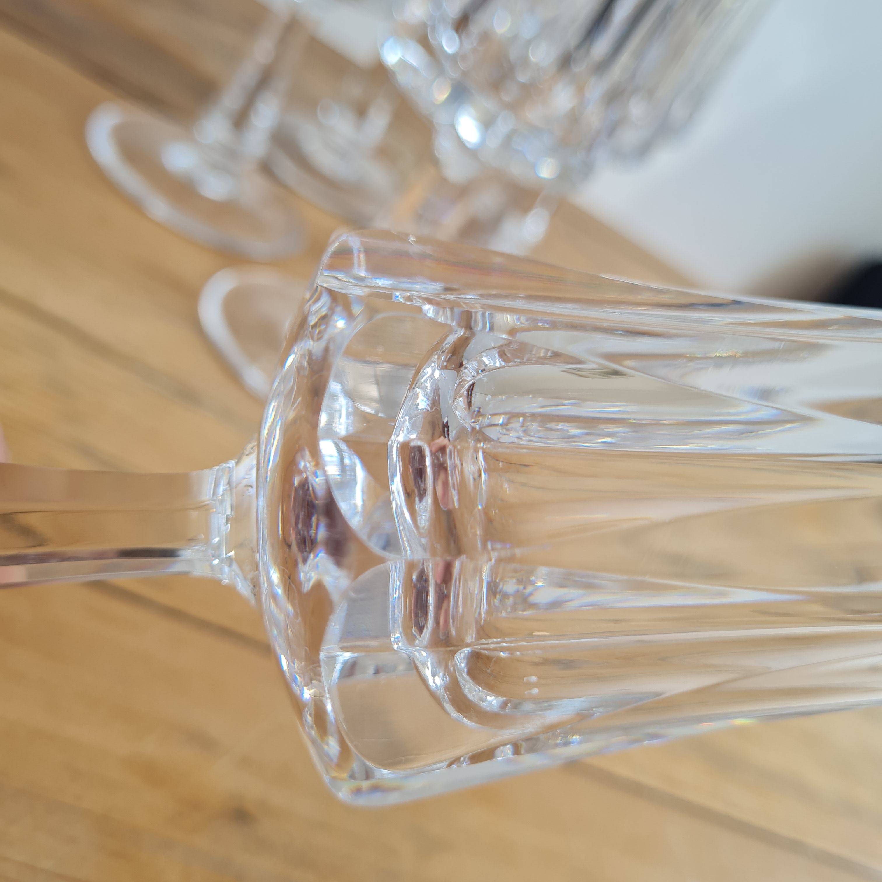 Service of 6 vintage crystal champagne flutes