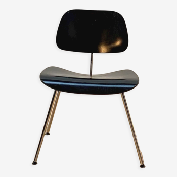 LCM chair, by Charles & Ray Eames for Vitra