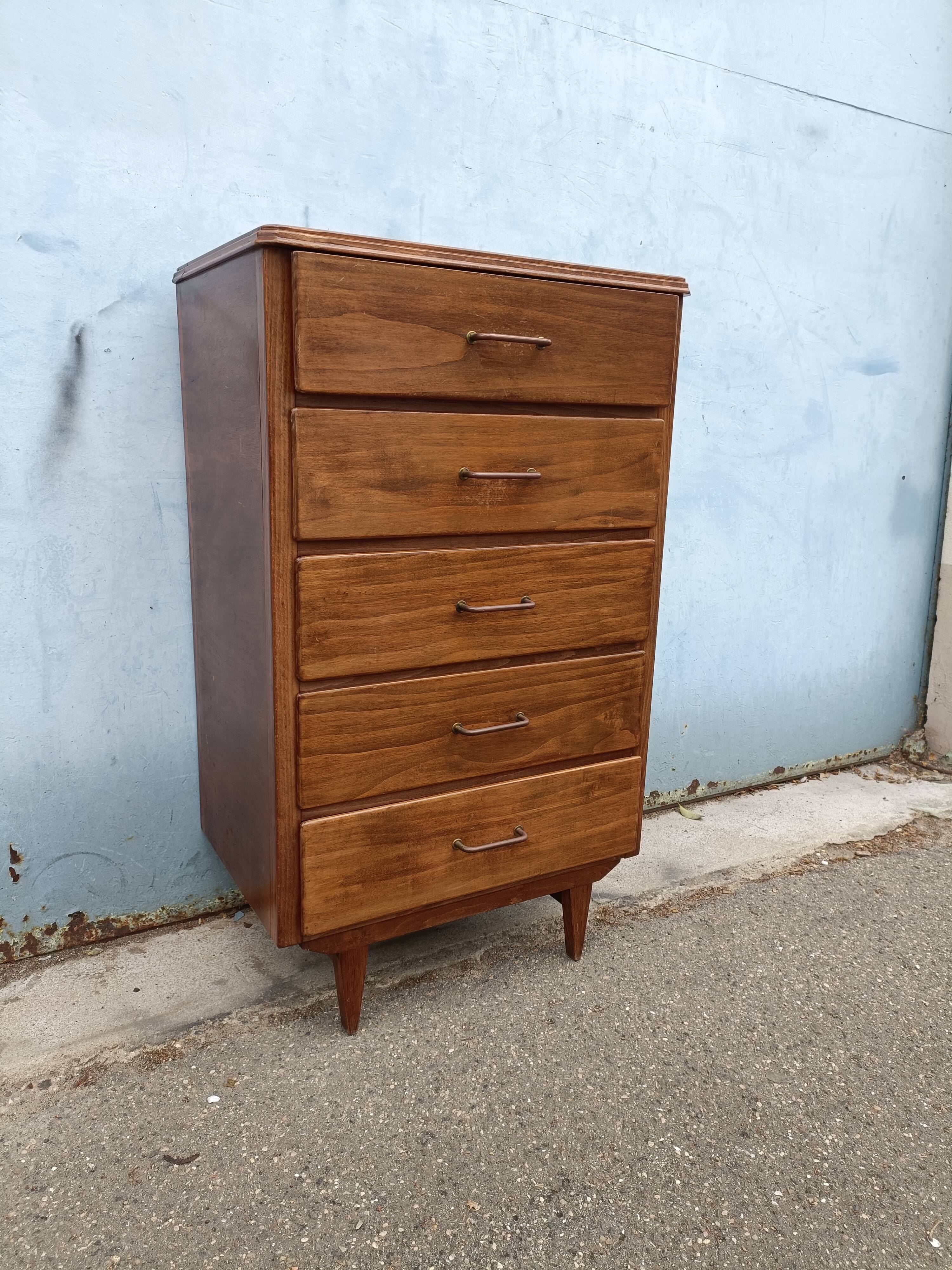 Vintage chest of drawers