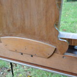 Child dressing table