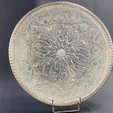 Plat circulaire en verre Art Déco signé Lorrain monture en argent massif minerve