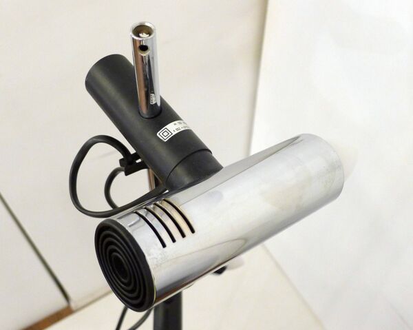 Lampadaire à 2 spots Targetti en métal chromé