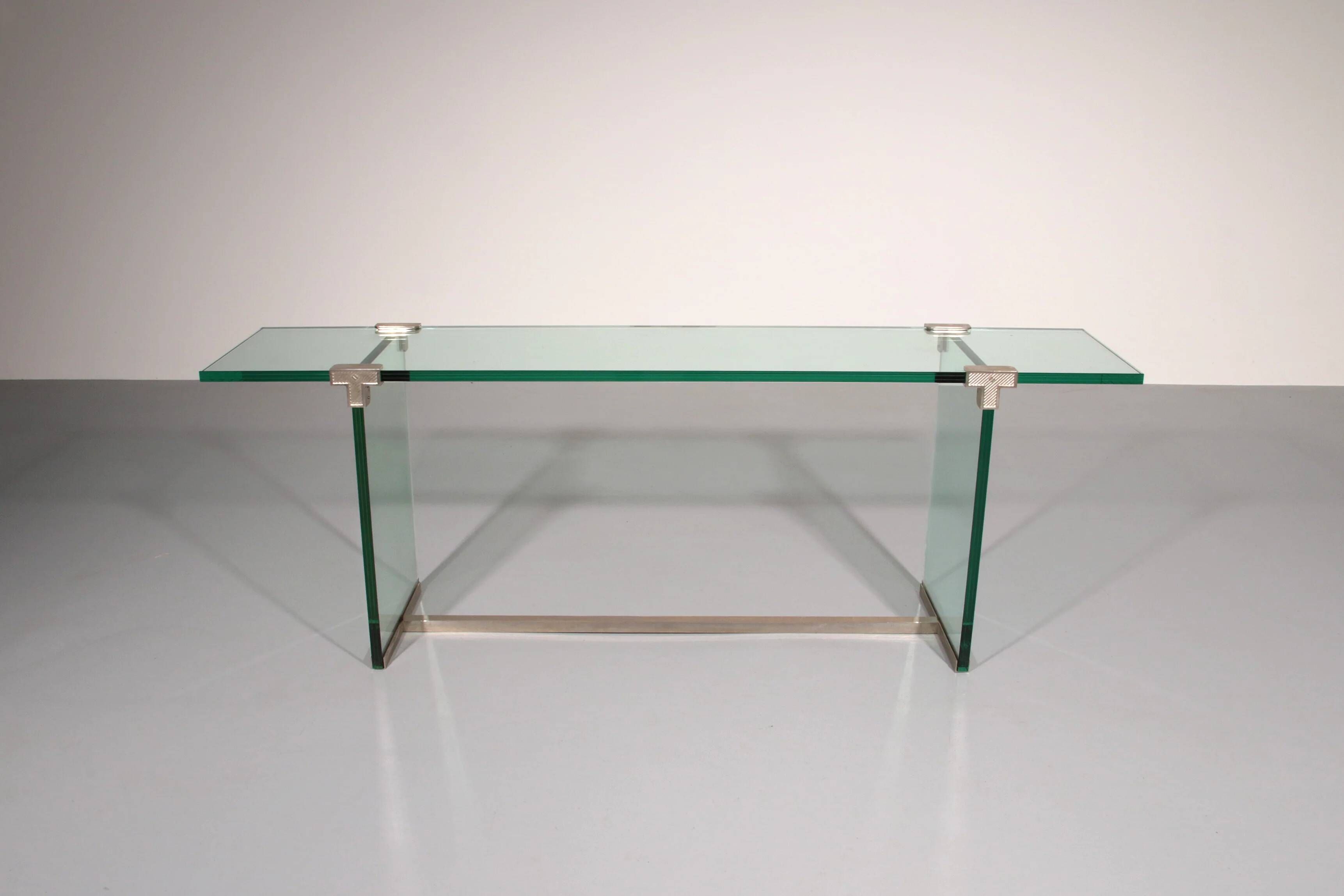 Table d'appoint Modèle T30 par Peter Ghyczy - design des années 1970 (2 mètres de long)