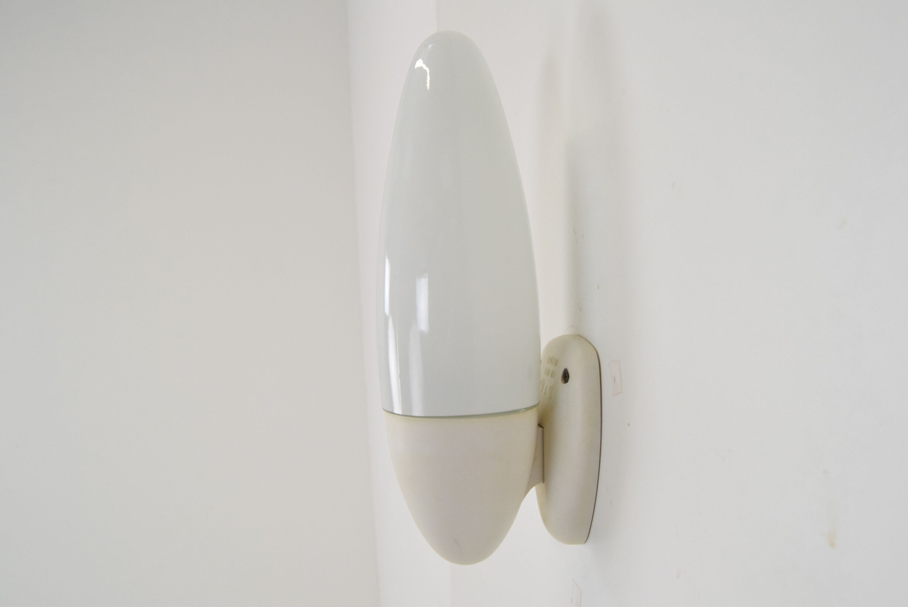 Mid-century Design Bakelite Wall Lamp,1960's.