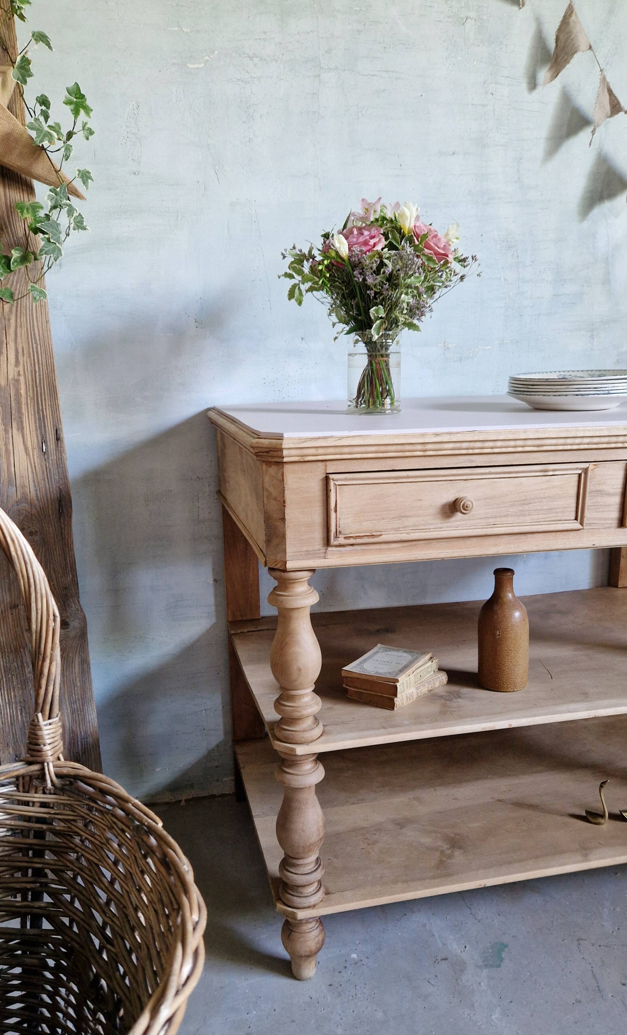 Beautiful draper style console/table