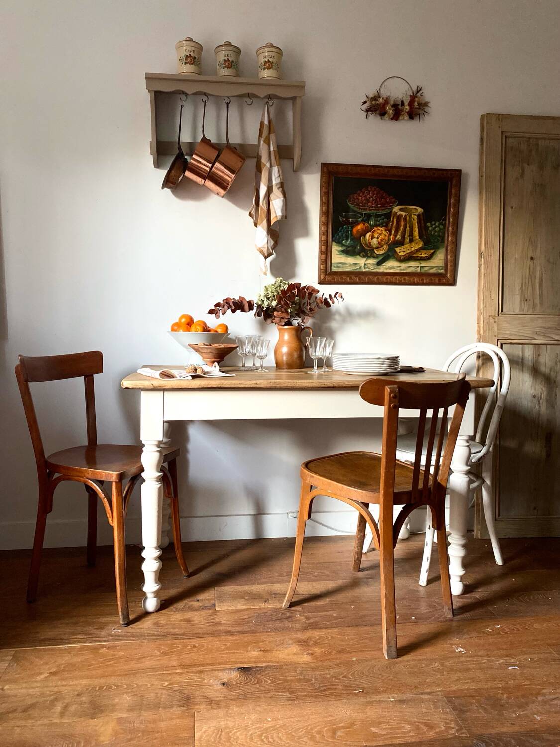 Antique walnut table for 4 people.