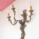 Large Italian Florentine style wall lamp in wood and metal