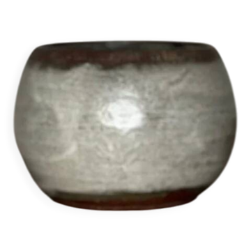 Ceramic pot