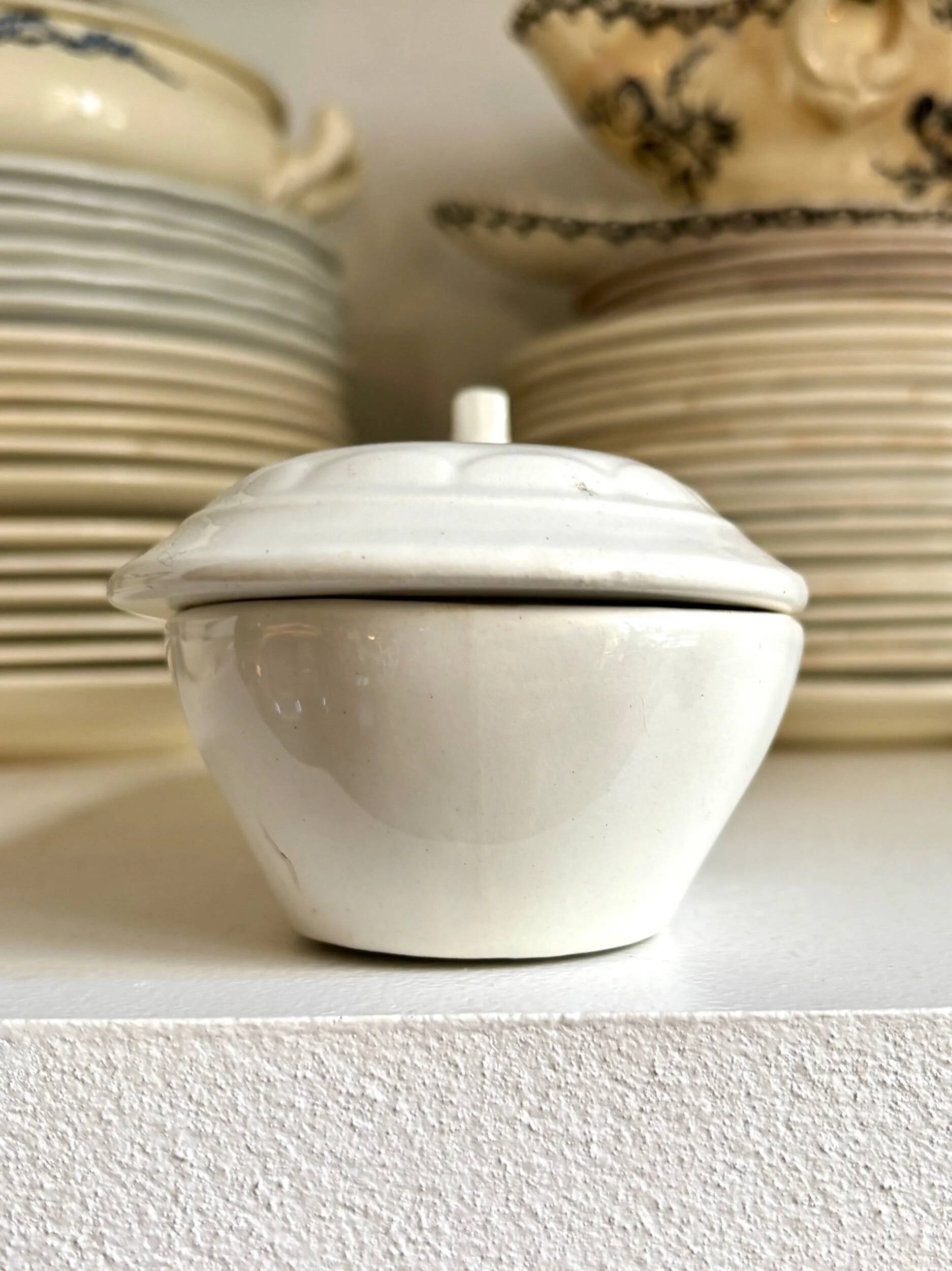 Gien comb box in white ironstone