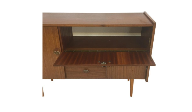 Vintage buffet