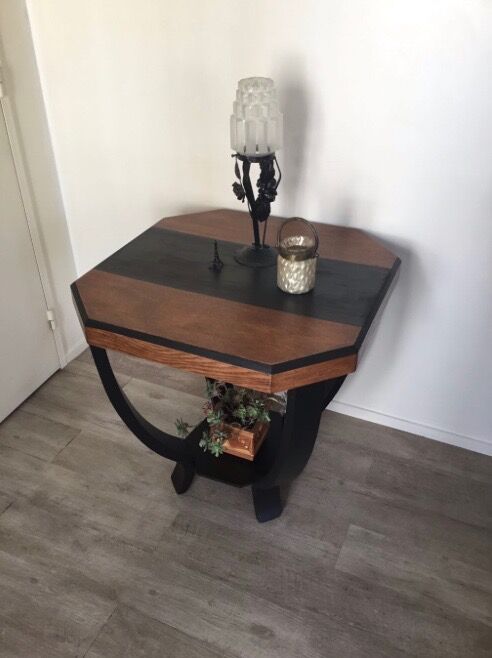Art deco table