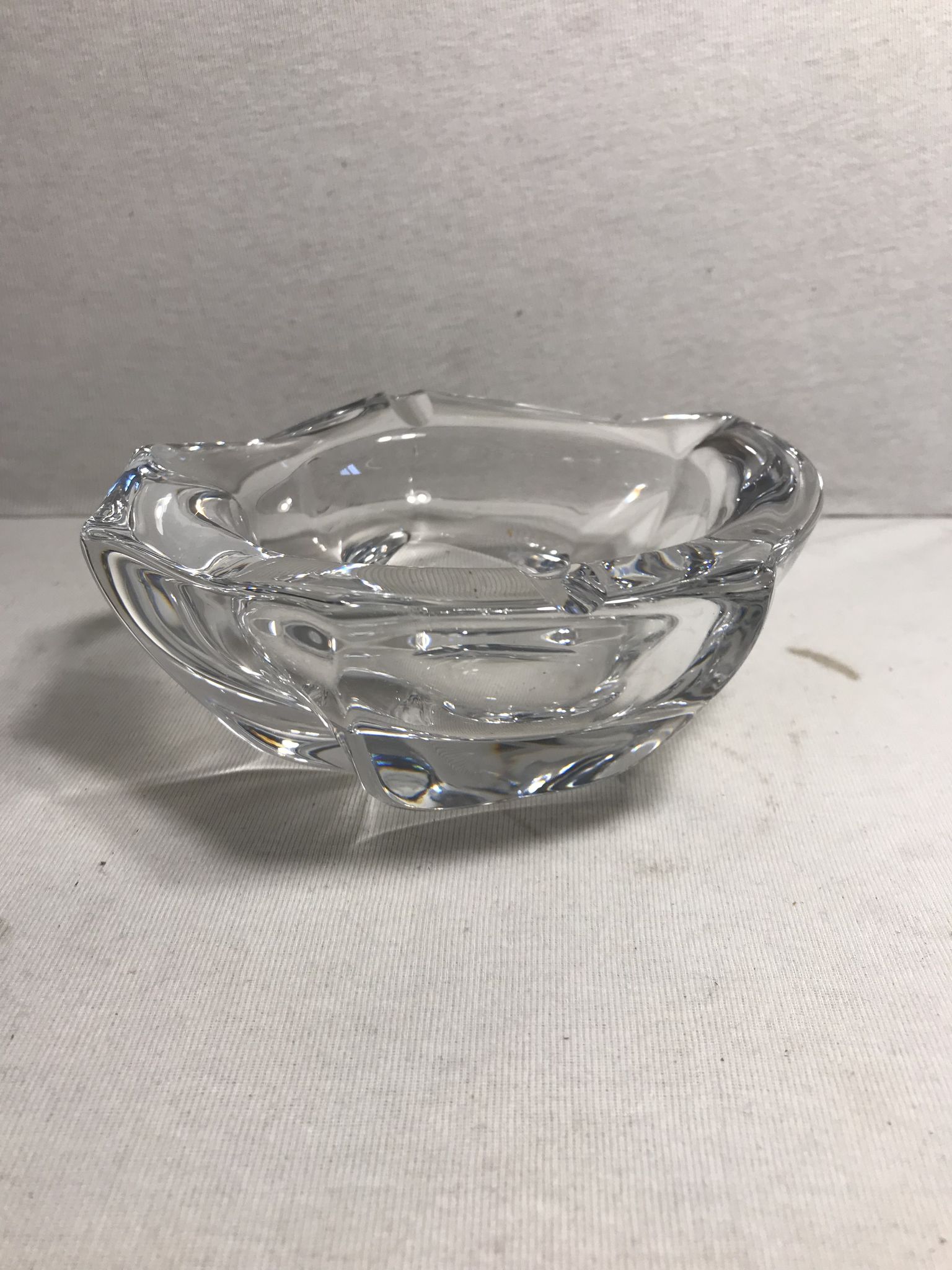 Former grand model Daum crystal ashtray signed France vintage