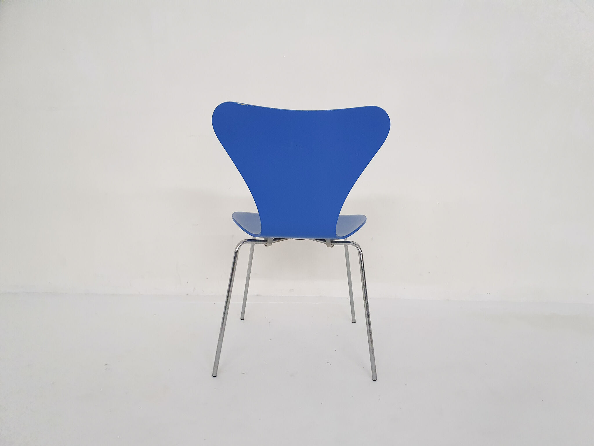 "Butterfly" chair by Arne Jacobsen for Fritz Hansen, Denmark 1997